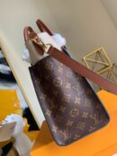 M56077 LV ON MY SIDE 手袋 撞色帆布手提单肩斜挎包 橙色