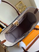 M56077 LV ON MY SIDE 手袋 撞色帆布手提单肩斜挎包 橙色
