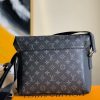 1587608115618108.jpg M40511 LV VOYAGER 小号邮差包 LV斜挎包 LV独家原单质量