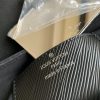 1587714100977806.jpg M56112 LV TWIST 中号手袋 Epi 皮革 LV女士单肩手提包 黑色