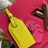 1587714487661858.jpg M56131 LV TWIST 中号手袋 Epi 皮革 LV女士单肩手提包 红色