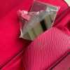 1587714489206775.jpg M56131 LV TWIST 中号手袋 Epi 皮革 LV女士单肩手提包 红色