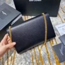 364021 YSL经典中号MONOGRAM图案型女包 圣罗兰挎包 黑色金扣