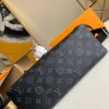 M45216 LV Besace Zippee 手袋 Gaston Labels 限量版系列邮差包 黑色