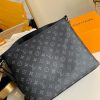 M45216 LV Besace Zippee 手袋 Gaston Labels 限量版系列邮差包 黑色