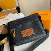 1588551314158916.jpg M45214 LV Besace Zippee 手袋 Gaston Labels 限量版系列邮差包 黄色
