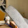 M30411 LV OUTDOOR FLAP 信使包 Taiga 皮革配帆布男包 白色