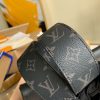 1588809834595771.jpg M30413 LV OUTDOOR FLAP 信使包 Taiga 皮革配帆布男包 黑色