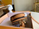 M44699 LV MINI BOITE CHAPEAU 手袋 Monogram 涂层帆布 LV圆饼包