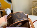 M44699 LV MINI BOITE CHAPEAU 手袋 Monogram 涂层帆布 LV圆饼包