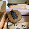 M68276 LV MINI BOITE CHAPEAU 手袋 Monogram Reverse 涂层 LV圆饼包