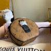 M68276 LV MINI BOITE CHAPEAU 手袋 Monogram Reverse 涂层 LV圆饼包