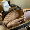 M68276 LV MINI BOITE CHAPEAU 手袋 Monogram Reverse 涂层 LV圆饼包
