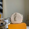 1591066473932168.jpg M45276 LV Boite Chapeau Souple 手袋 LV圆饼包 奶白色