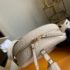 1591066477983767.jpg M45276 LV Boite Chapeau Souple 手袋 LV圆饼包 奶白色