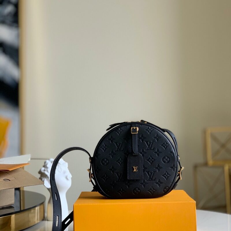 M45167 LV Boite Chapeau Souple 手袋 LV圆饼包 黑色