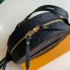 1591066579185800.jpg M45167 LV Boite Chapeau Souple 手袋 LV圆饼包 黑色