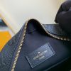 1591066579330114.jpg M45167 LV Boite Chapeau Souple 手袋 LV圆饼包 黑色