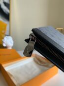 M69535 LV POCHETTE VOYAGE 中号手拿包 LV手包 黑花