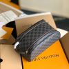 M47528 Louis Vuitton路易威登Monogram帆布系列 特大号盥洗包 LV手拿包