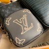M45457 LV MULTIPOCKET 邮差包 Monogram Eclipse 帆布男包