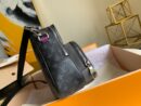 M45457 LV MULTIPOCKET 邮差包 Monogram Eclipse 帆布男包