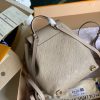 1599012708223956.jpg M45410 LV MONTSOURIS 双肩包 Empreinte 压纹皮革背包 灰色