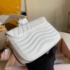1599032729158286.jpg M56466 LV New Wave Multi-Pochette 手袋 LV三合一斜挎包 雪白色