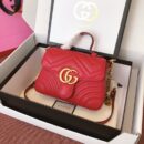 547260 Gucci GG Marmont系列迷你手提包 绗缝V型皮革 芙蓉红
