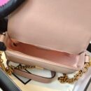 547260 Gucci GG Marmont系列迷你手提包 绗缝V型皮革 裸色