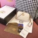 448065 Gucci GG Marmont系列绗缝迷你手袋 古驰相机包 白色
