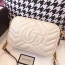 448065 Gucci GG Marmont系列绗缝迷你手袋 古驰相机包 白色