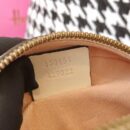 550154 Gucci GG Marmont系列圆形迷你肩背包 古驰圆饼包 白色