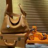 爱马仕 Lindy琳迪包 金色 德国进口togo牛皮 全手工缝制 银扣 30cm