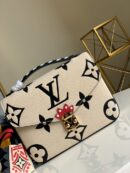 M45384 LV CRAFTY POCHETTE METIS 手袋 压纹粒面牛皮邮差包 奶白色