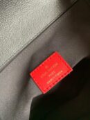 M45384 LV CRAFTY POCHETTE METIS 手袋 压纹粒面牛皮邮差包 黑色
