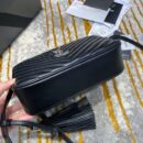 520534 YSL圣罗兰女包 LOU CAMERA BAG 黑色小牛皮相机包 银扣