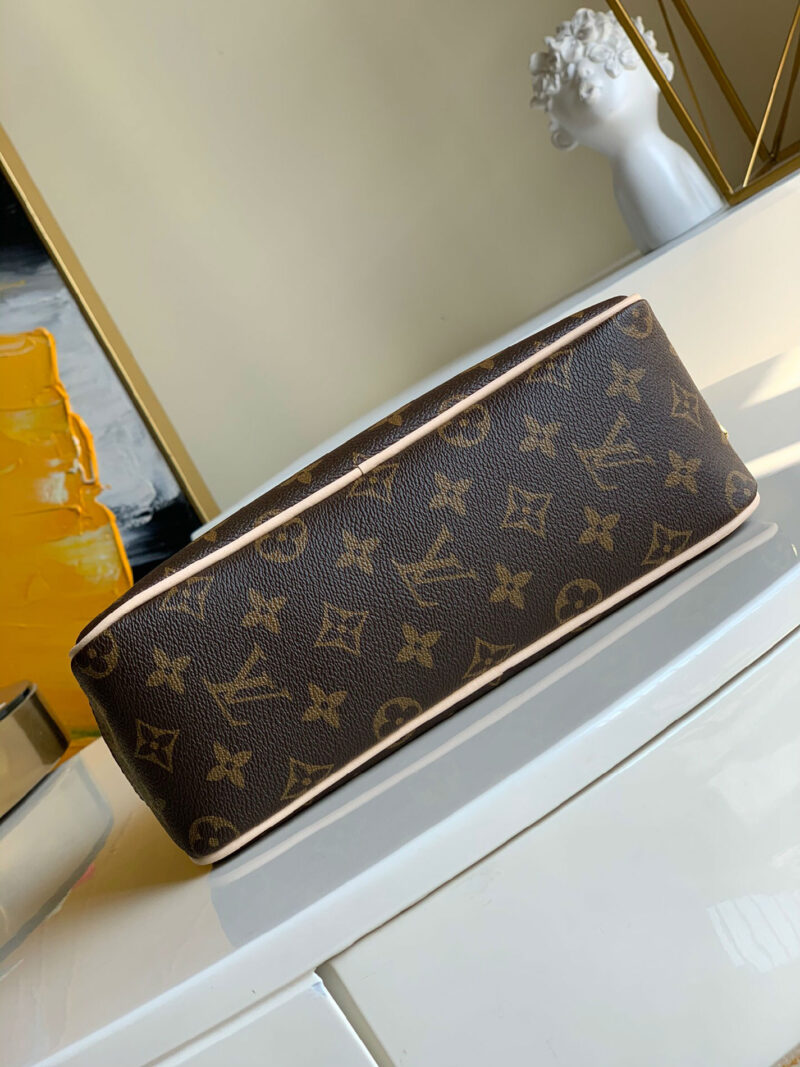 1602294088670409.jpg M47527 LV盥洗包 LV官网男款洗漱包 LV老花化妆包