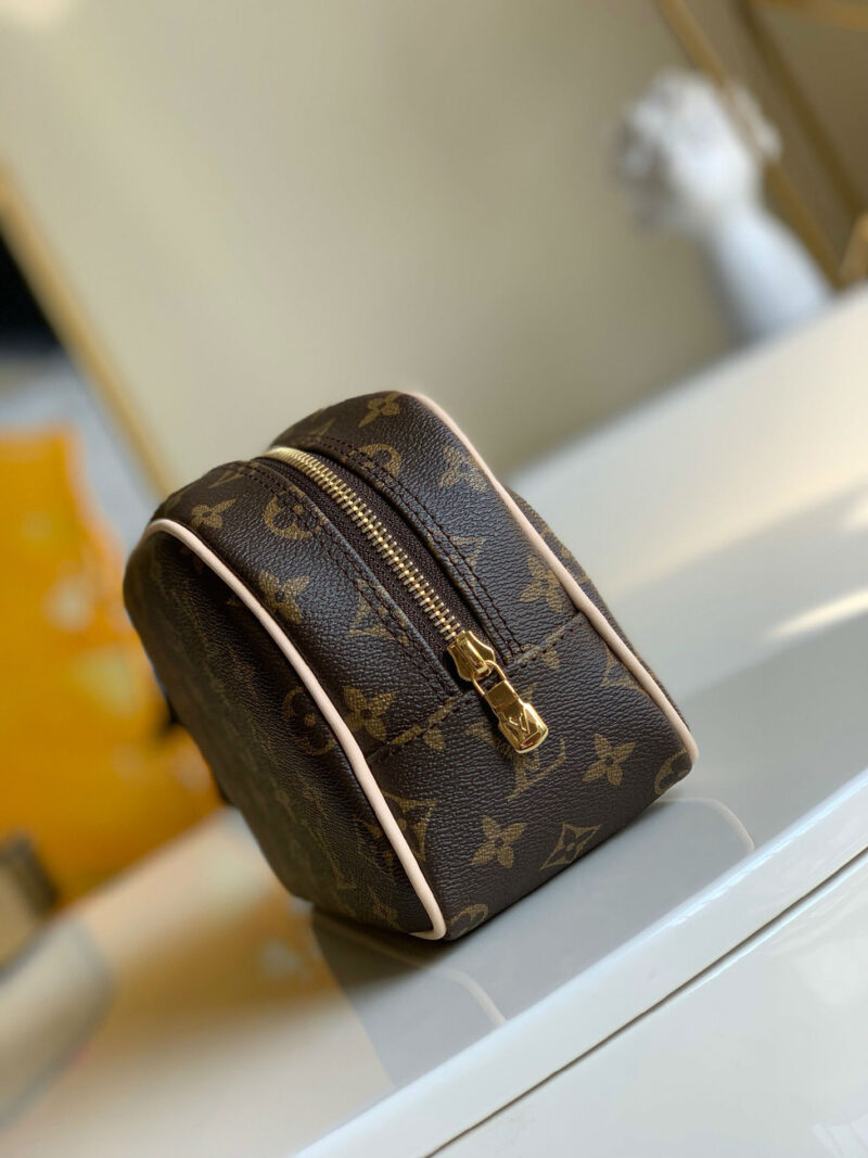 1602294098607589.jpg M47527 LV盥洗包 LV官网男款洗漱包 LV老花化妆包