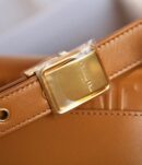 M9319 迪奥 Dior Bobby 中号手袋 光面牛皮革 驼色