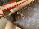 M43644 LV Bumbag 腰包 LV2018新款男女通用腰包 LV斜跨单肩包