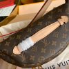 M43644 LV Bumbag 腰包 LV2018新款男女通用腰包 LV斜跨单肩包