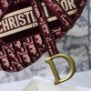 1607326270389197.jpg M0446 Dior Saddle马鞍包 Dior Oblique 绣花丝绒 酒红色
