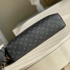 1607394893993699.jpg M40566 LV Explorer 公文包 Monogram帆布男士手提包
