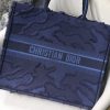 M1286 Dior Book Tote 大号手袋 蓝色迷彩刺绣