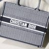 M1296 Dior Book Tote 小号手袋 黑白千鸟格刺绣
