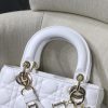 1608196134629795.jpg M0538 迪奥Lady Dior MyABCDior 手袋 羊皮革藤格纹 白色