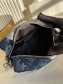 M80033 LV MINI SOFT TRUNK 链条包 男士盒子包