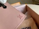 M69575 LV PETIT SAC PLAT 手袋 Epi 皮革托特包 粉色
