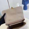 M46041 LV MADELEINE 中号手袋 压纹皮革手提单肩包 卡其色